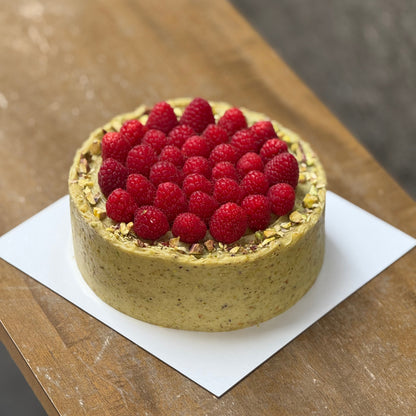 Tarta de pistacho y frambuesa